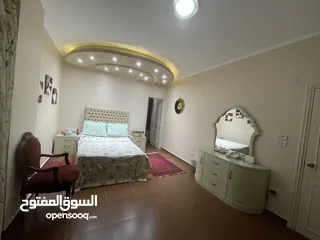  7 المالك،شقة متشطبة اكسترا سوبر لوكس ،230 متر, كامل الدور{2مستوي"،حصة جراج، مسجلة شهر عقاري