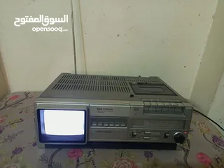  1 تلفزيون وراديو ومسجل قديم ياباني صناعة 1979 شغال بحاله ممتازة جدا جدا وكالة