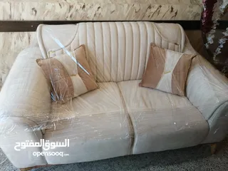  8 تنجيد جميع انواع الكنب والجلسات العربيه والخليجيه  وصيانه الكنب داخل المنزل