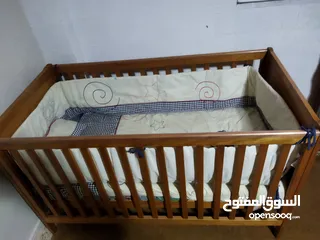  11 سرير اطفال ماركة  Mothercare  صناعة بريطانيه    أبعاده  140 *70*88