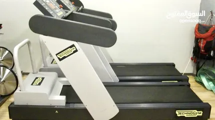  5 Techno gym treadmill heavy duty