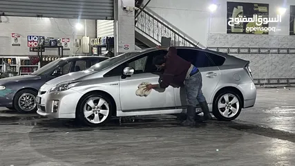  4 تويوتا بريوس اوروبي موديل 2010 بحال الوكالة للبيع كاش فقط