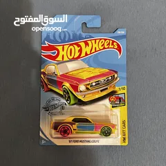  3 Hot wheels