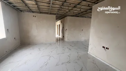  4 شقة بمساحة 161 متر مربع
