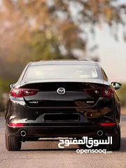  3 مازدا زوم 3 SkyActive مايلد هايبرد 2023 وارد الخياط عداد 43 ألف فقط كرت ابيض