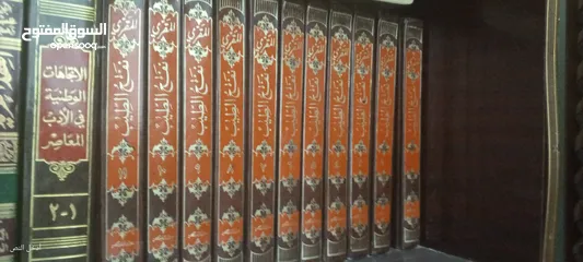  8 كتب كثيييير للبيع طبعا ما قدرت اصورهن كلهن