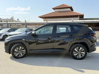  16 هونداي توسان ترخيص 2022 محرك 1600 هايبرد جير أوتوماتيك 240 حصان