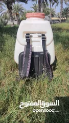  2 مكينة مبيدات محموله لرش الشجر و الحشرات