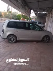  1 السياره فيها قشره مرشه جه الشفير