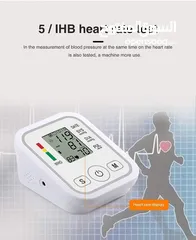  4 جهاز قياس ضغط الدم الناطق و نبضات القلب الناطق  يعمل على الكهرباء او البطاريات جهاز ضغط دم ناطق