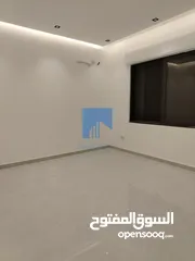  4 شقة فاخرة للبيع في أم أذينة طابق ثالث 180م مع روف 125م دوبلكس تشطيب سوبر ديلوكس لم تسكن