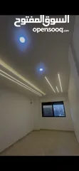  11 شقق سكنية للبيع في البيادر