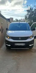  10 بيجو ريفتر 2023