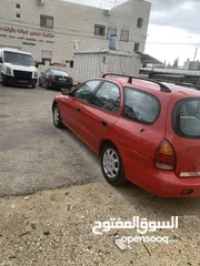  1 هونداي النترا هاتش باك