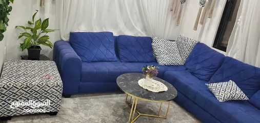  1 طقم كورنر كما في الصورة مستعمل من سنة شبه جديد