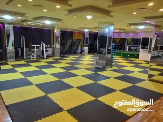  1 نادي رياضي GYM مميز للبيع كااش او اقساط 23000 ( شامل الرخصه )