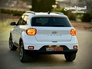  3 هونداي فينيو 2020 فل مع قتحه .فحص نخب نخب .ماتور 1600. كاش فقط .بنزين. .اتماتيك