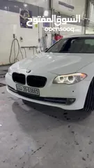  11 BMW 523i 2011 (6 cylinder) Full option