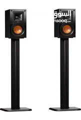  2 bookshelf speakers stand