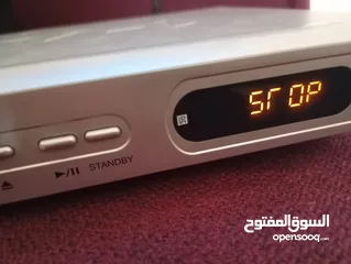 7 مشغل اقراص DVD اغاني و فيديوهات  للبيع