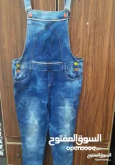  28 شروة مجموعة ملابس شبه جديده  ملابس نظيفة جدا يوجد فساتين سهره ملابس بيتيه بيجامات عبايات اطقم احذيه