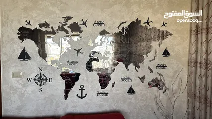  6 خريطة العالم الخشبية