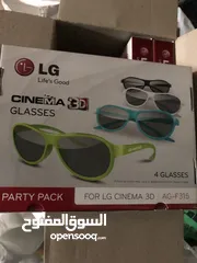  1 نضارات 3D بسعر اربعة دنانير