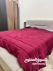  1 سرير أميركي