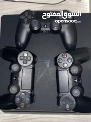  9 بلايستيشن 4 مستعمل شبه جديد حالة وكالة مع 3 ايادي سوني 4 اصلي حالة وكالة بلايستيشن مرتب كانه جديد