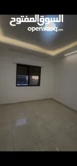  3 شقق سكنية للبيع في البيادر