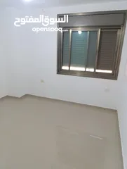  3 شقة مميزة في مكان هادئ للايجار في بيتونيا