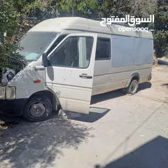  1 باص تجاري lt 6+1 مرخص مأمن للبيع شطب او مرخص