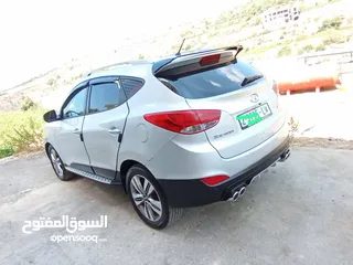  15 هونداي توسان موديل 2014  ترخيص 2014 فل الفل معدا فتحت سقف