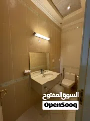  5 فرصة عقارية للبيع شقة مميزة في فندق 5 نجوم في الحمرا مقابل لمبنى الكازينوا الجديد