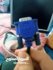  1 شاشة كمبيوتر