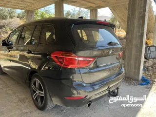  16 BMW 218d Twin Turbo  مميزة، اقتصادية (سولار) ، عائلية 7 ركاب، اعلى فئة
