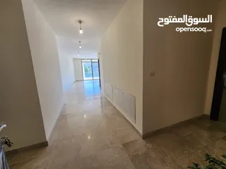  16 شقة فارغة للبيع في منطقة الدوار الرابع ( عدد 4 ) ref : 14340