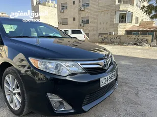  2 Toyota Camry XLE 2014