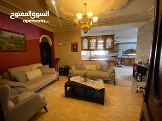  3 عمارة عائلية للبيع ام اذينه الجنوبي منطقه فلل بسعر مناسب جدا