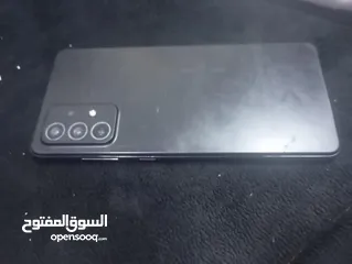  5 تلفون اي 72 سامسونج  تلفون في نقره خفيفه مو مئثره