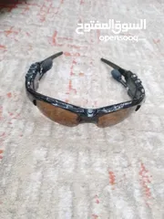  3 نظاره مع سماعة جديده  ليسا مستخدمة قابل للكسر