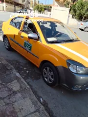  4 مدرب قيادة سيارات بخبرة 26 عاما