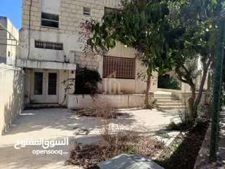  6 عمارة للبيع من أربع طوابق في موقع مميز في ضاحية الرشيد بسعر مميز  للاستثمار أو للسكن / ref 9428