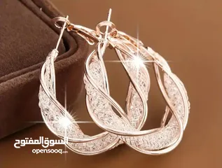  2 اقراط جديده للبيع ب500 فلس