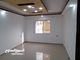  4 شقة استثمارية للبيع  في اربد اشارة النسيم بسعر مناسب
