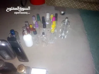  1 زجاجات عطر فارغه للبيع للي بركبو عطور وبيشنغلو فيهم