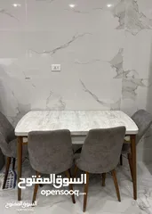  1 طاولة طعام خشابيه