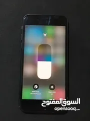  4 ايفون SE 2020 اسود 64 جيجا