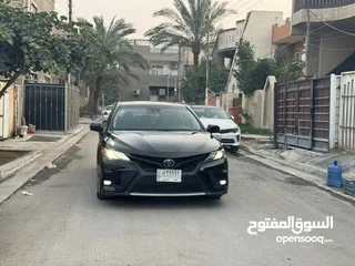  9 Toyota Camry  2018 SEبلس  لون اسود رقم بغداد  محرك اربعه سلندر 2500