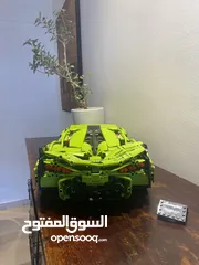  4 Lamborghini Sián FKP 37 1:8 Ferrari Daytona SP3 - High-Detail Technic-Style Construction Model